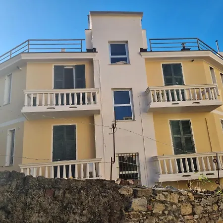 Affittacamere House Leomar Di Sara Genoa Exterior photo