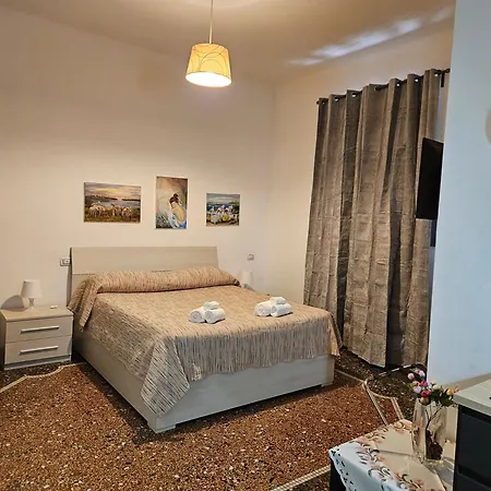 Affittacamere House Leomar Di Sara Genoa Room photo