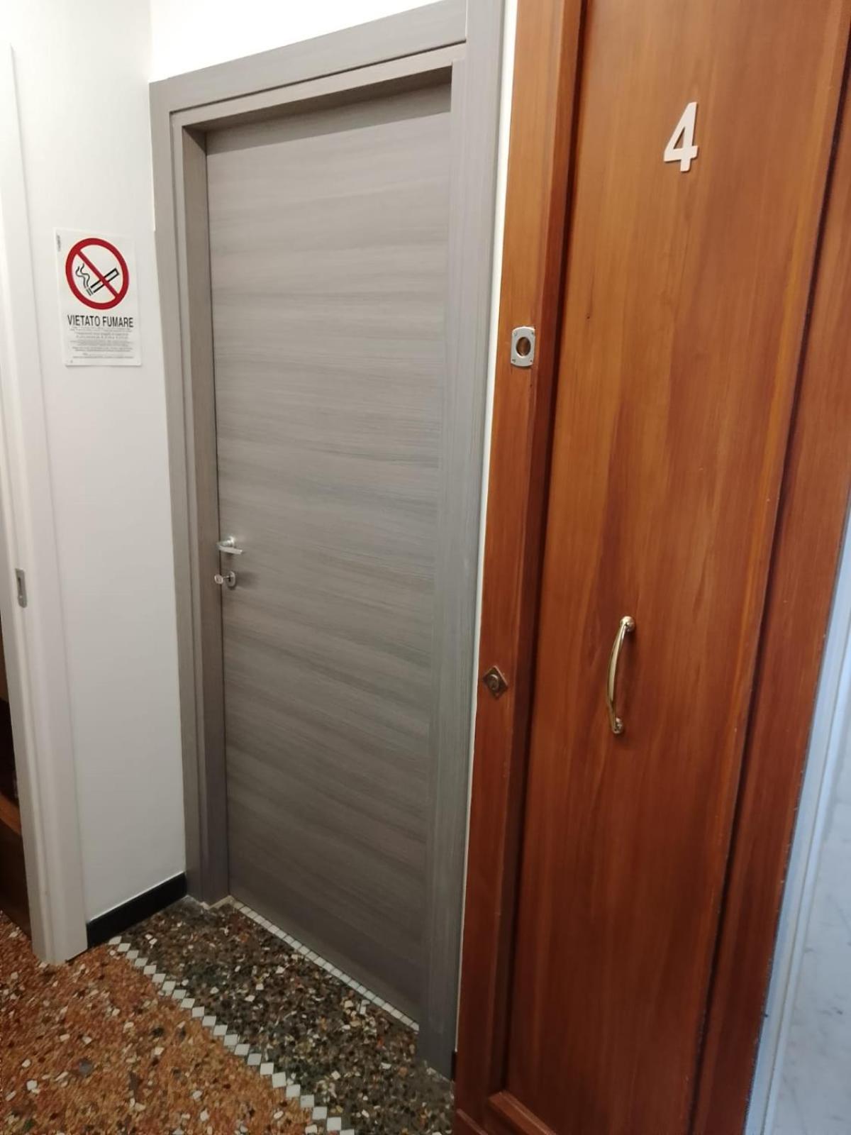 House Leomar Di Sara Guest house *