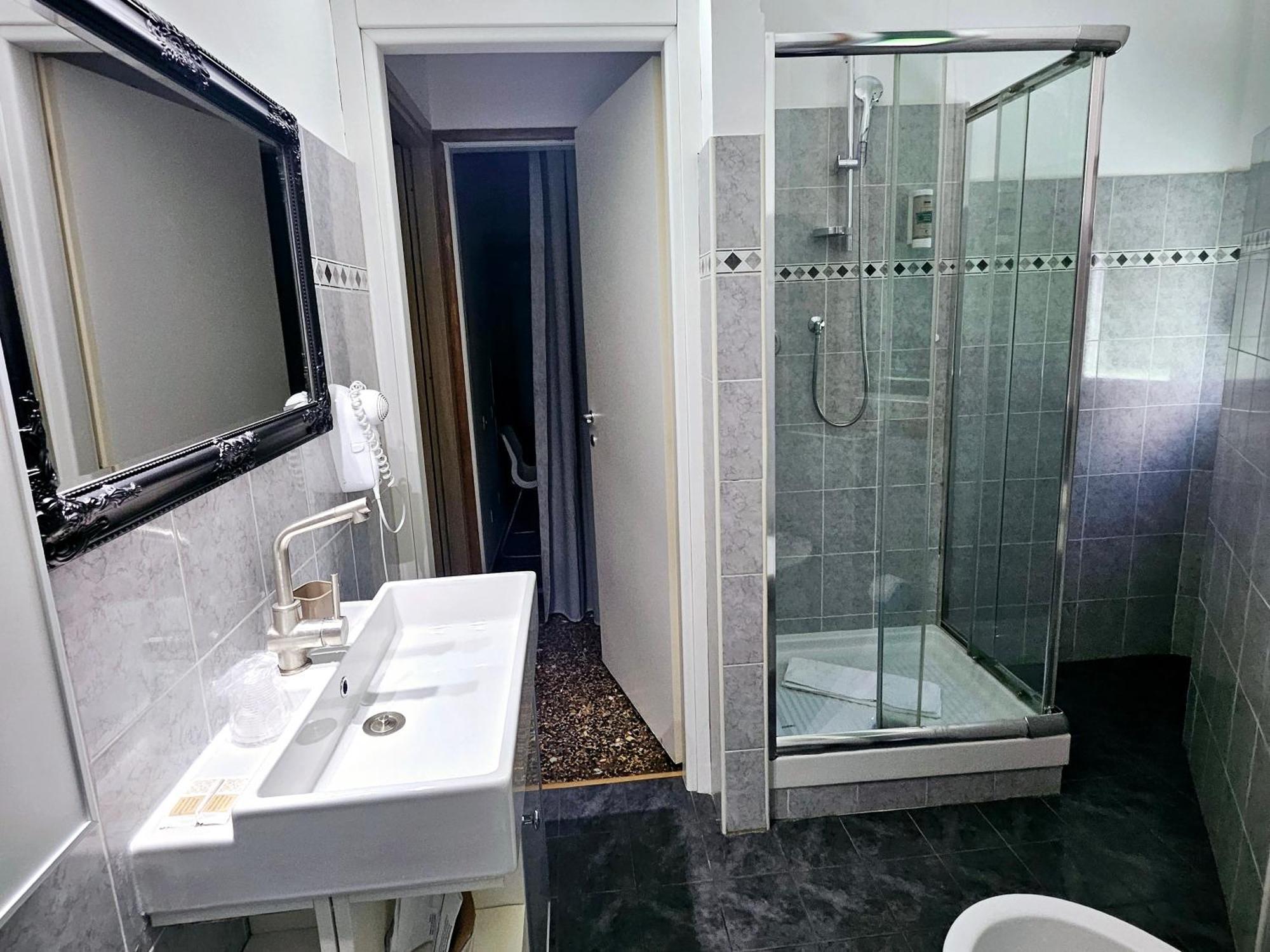 Guest house House Leomar Di Sara Genoa