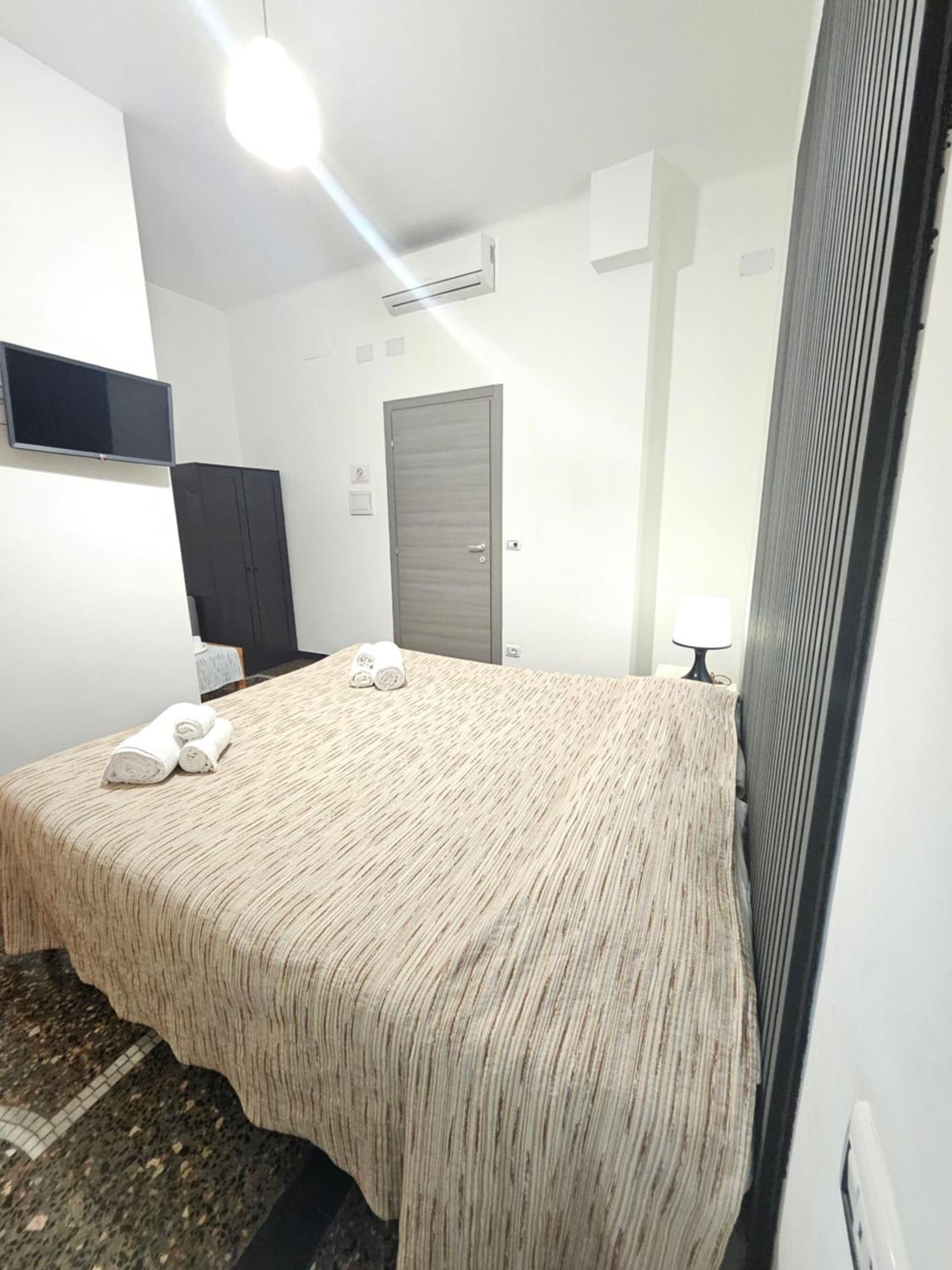 House Leomar Di Sara Guest house